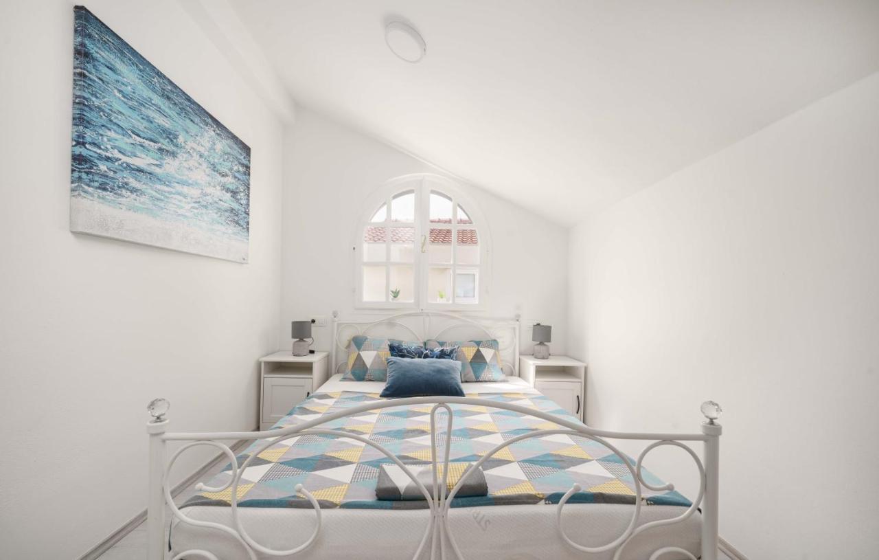 Vila Ms2 Apartment Tribunj  Ngoại thất bức ảnh